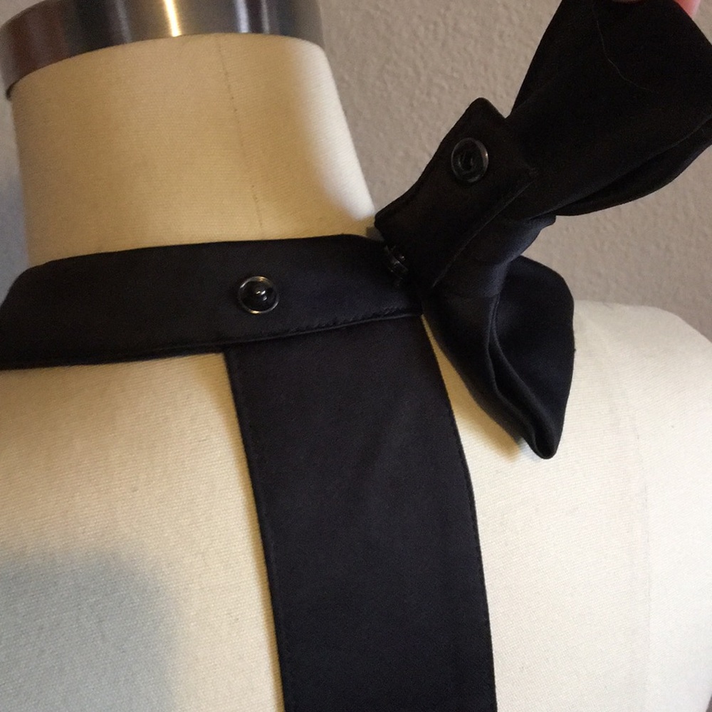 Mini LBD Cocktail Dress ✨ - Picture 6 of 8